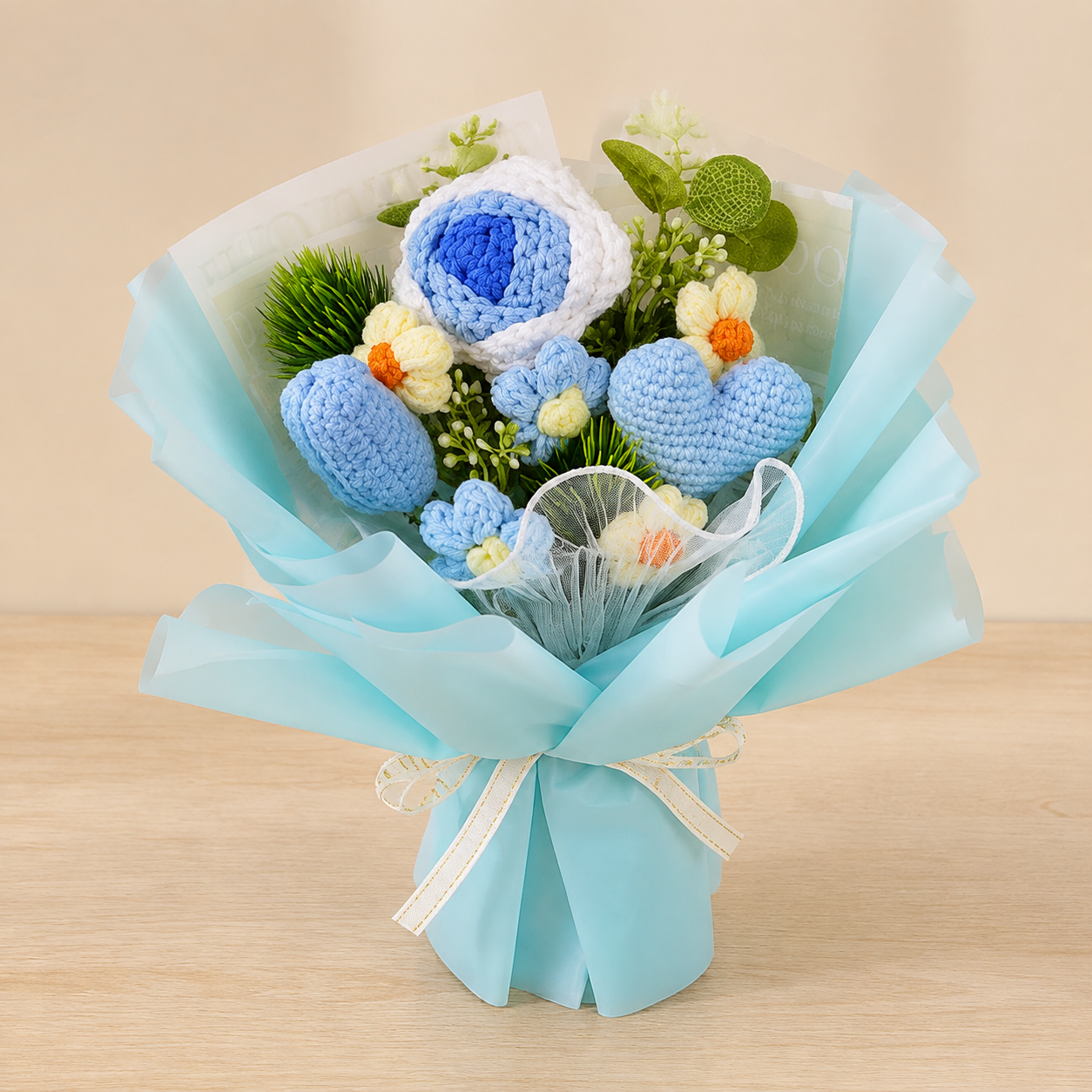 Blue rose hand-knitted wool gift bouquet with lights